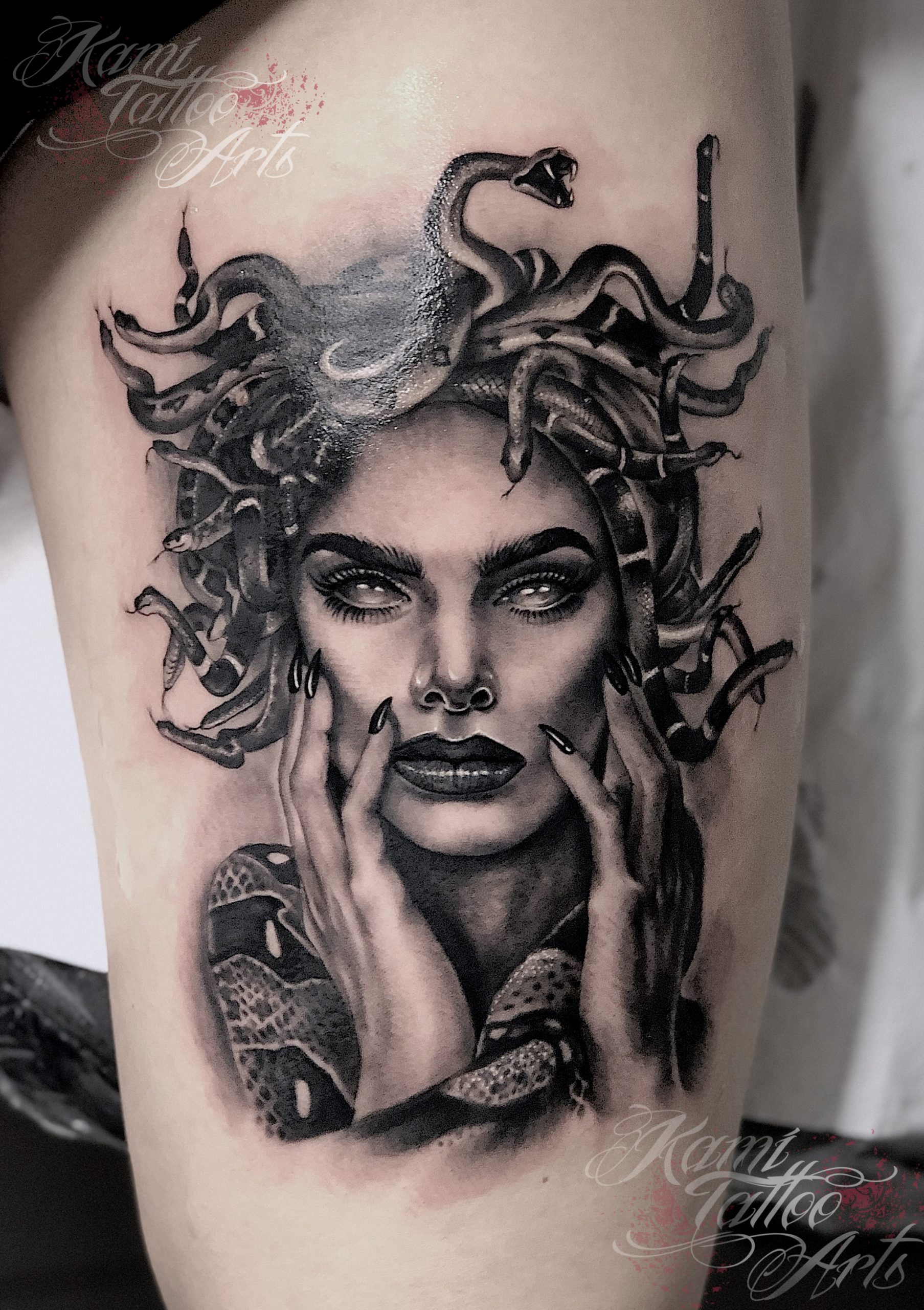  Medusa snakes Tattoo